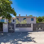 Charming Monte Uliveto With Private Pool In Villa Póla