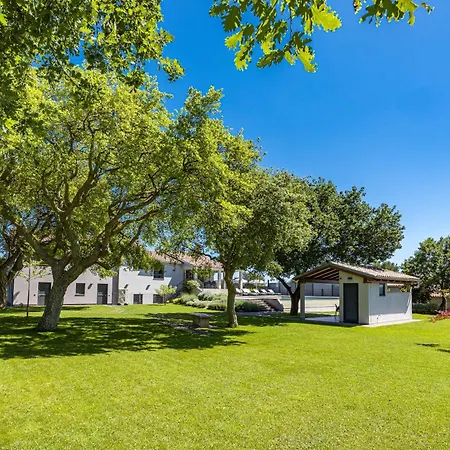 Charming Monte Uliveto With Private Pool In Пула