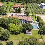 Vila Charming Monte Uliveto With Private Pool In