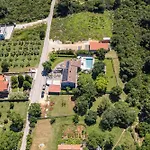 Charming Monte Uliveto With Private Pool In Vila Pula
