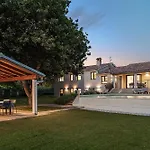 Charming Monte Uliveto With Private Pool In Vila Pula