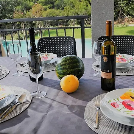 Charming Monte Uliveto With Private Pool In Villa *