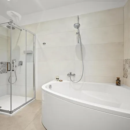 Villa Charming Monte Uliveto With Private Pool In *