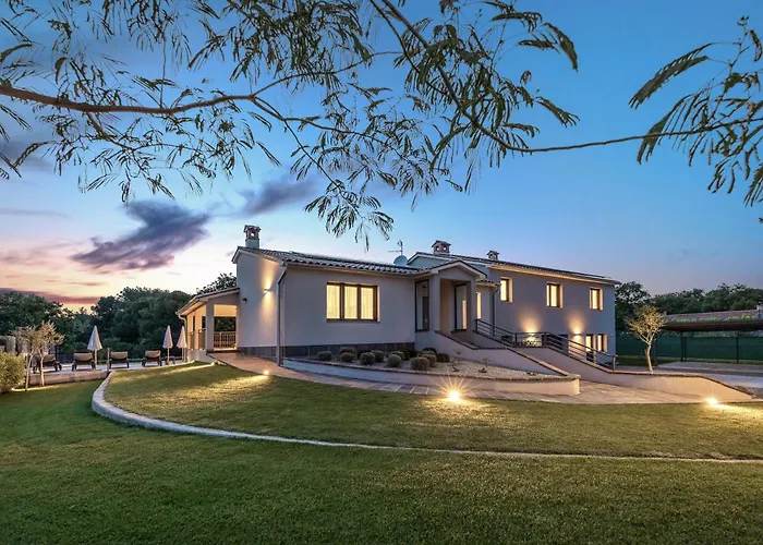 Charming Monte Uliveto With Private Pool In *