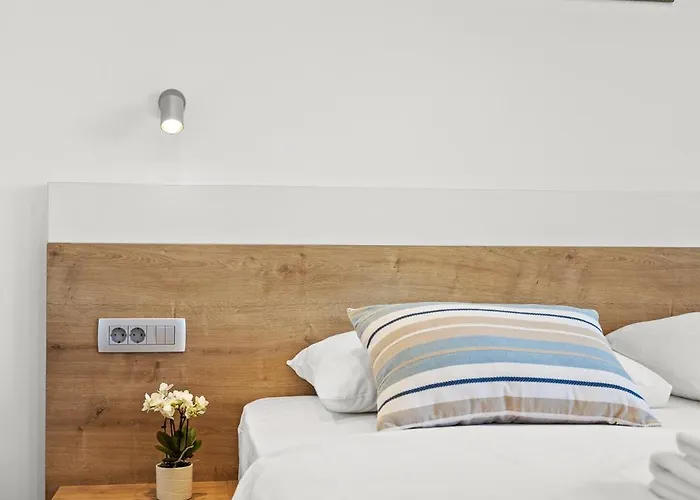 Charming Monte Uliveto With Private Pool In *